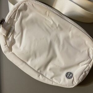 Lululemon Everywhere Belt Bag in White